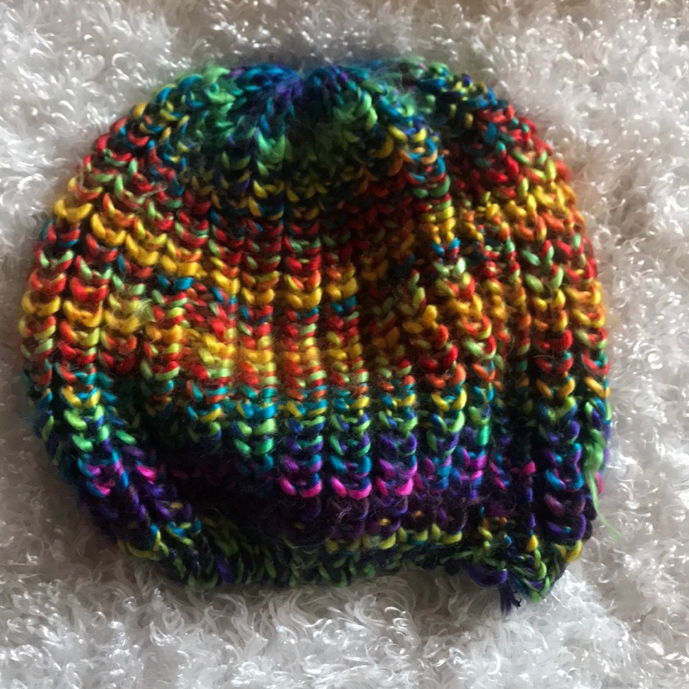 FUN ❤️🧡💛💚💙💗💜 BEANIE